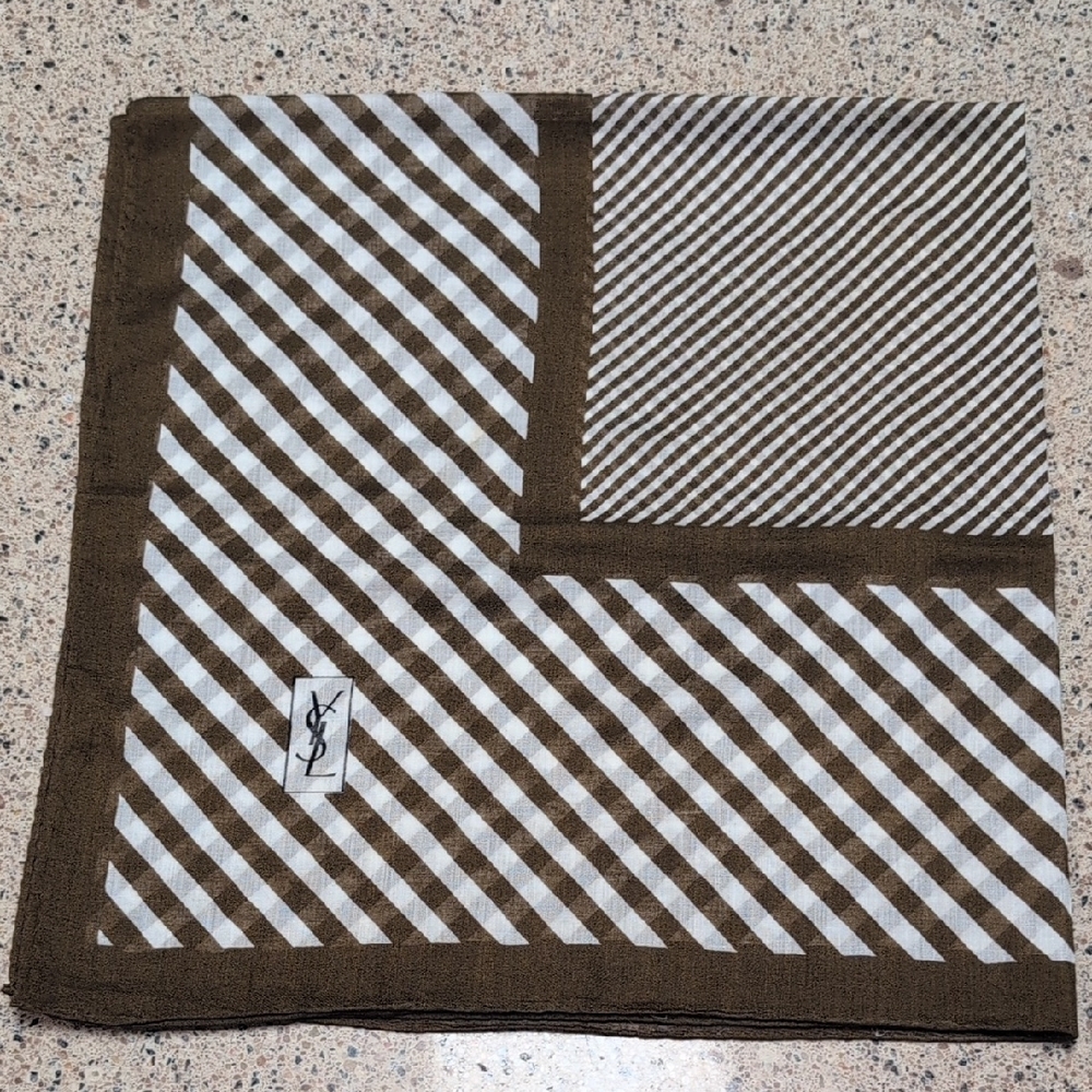 Yves Saint Laurent/Scarf